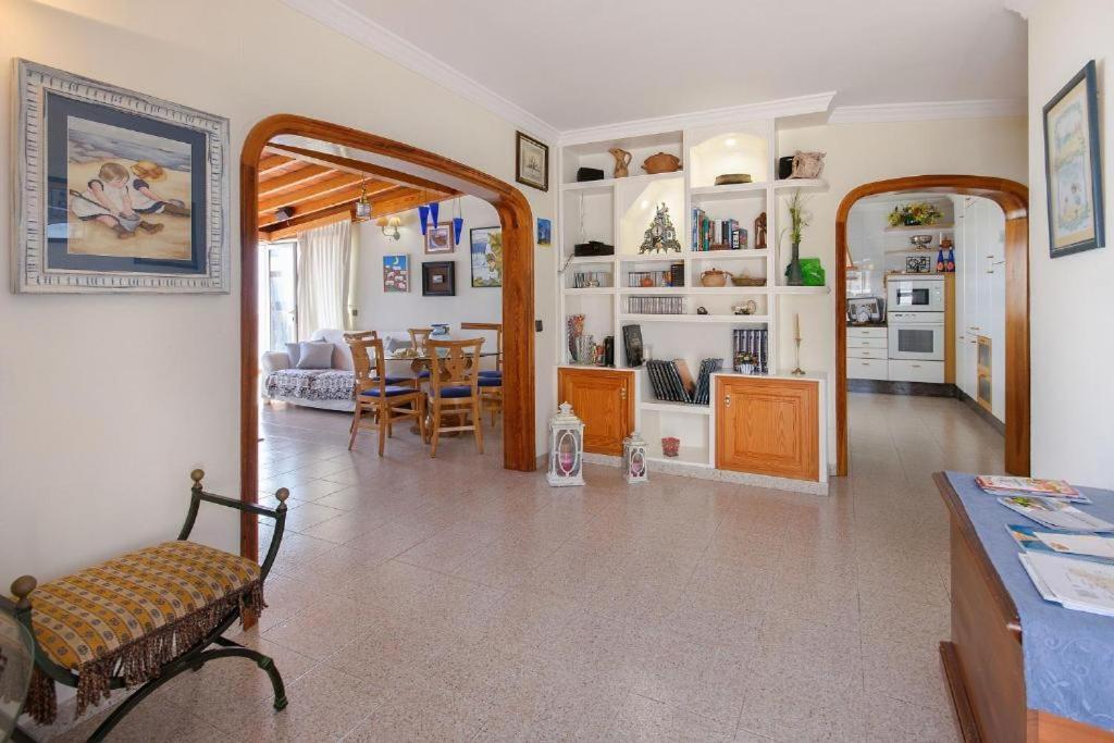 Balcon Al Mar Apartment Tías Екстериор снимка